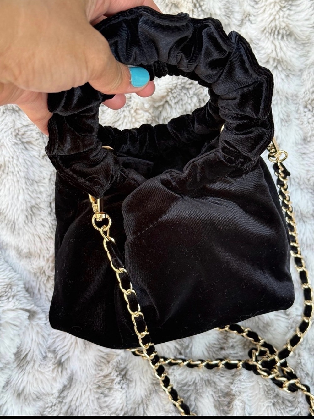House of Harlow 1960 Black Velvet Mini Drawstring Bag with Gold Chain
